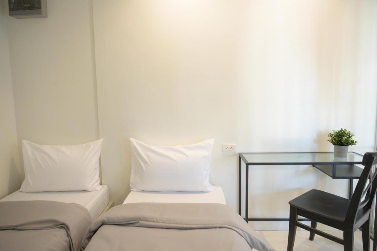 Nap77 Salaya Hotell Eksteriør bilde