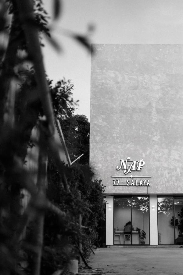 Nap77 Salaya Hotell Eksteriør bilde